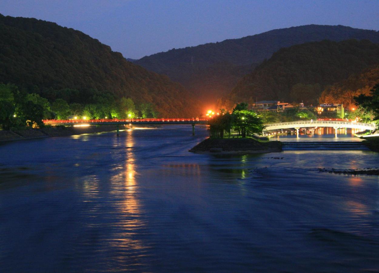 ホテル 花やしき浮舟園 宇治市 エクステリア 写真